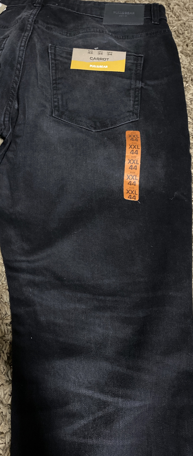 pull and bear carrot fit black jeans US 