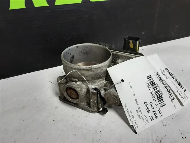 Cilindro de carrocería del acelerador 1 para BMW M3 582299 01-06 Foto 3 de 3