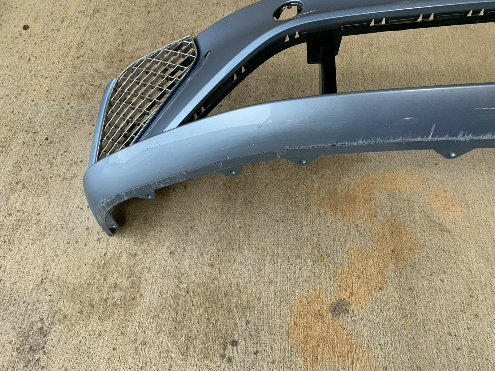 BENTLEY CONTINENTAL GT FRONT BUMPER WITH GRILLS 2020 OEM - NICE!!!