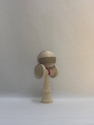 Crow Kendama Walnuss Inlay Tama (natürliches Finish)