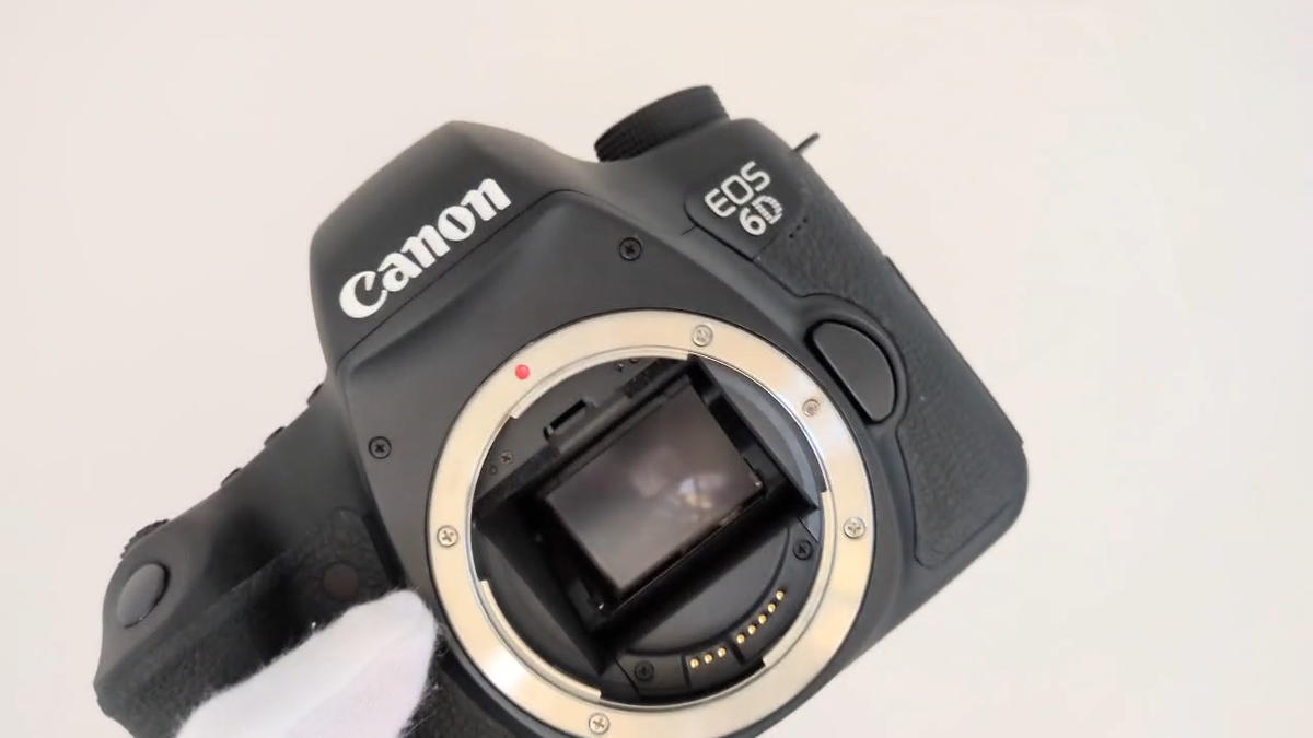 1yr Wty for US SC:600 Canon EOS 6D 20.2MP Full Frame DSLR Camera