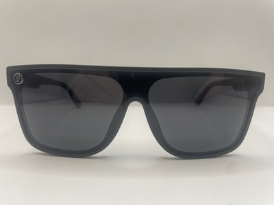 BLENDERS SCIFI DARK FLATTER BLACK CAT. 3 POLARIZED SUNGLASSES