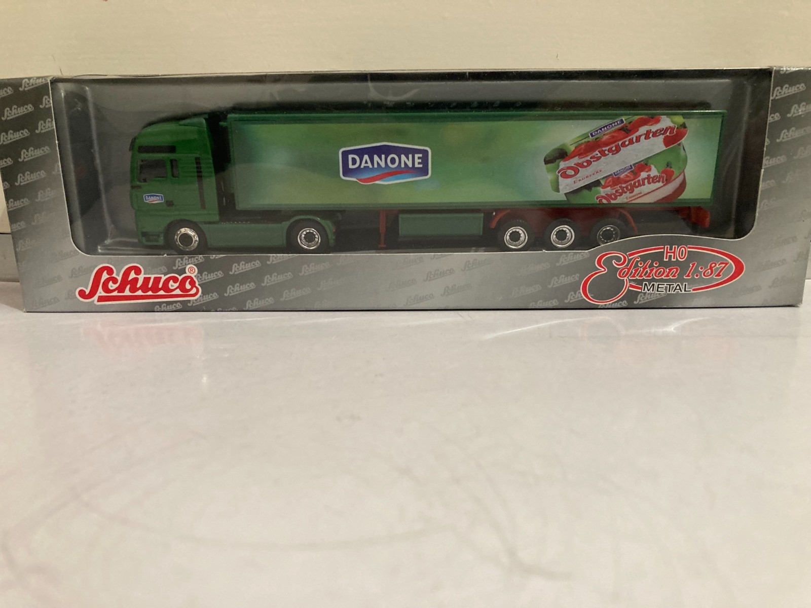 Schuco 22631 MAN Truck Danone Obstgarten 1/87 Scale boxed