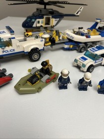 LEGO City: Helicopter Pursuit (60067) And Police Patrol (60045) + Motorcycles