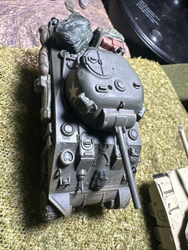 Sherman Tank Printed and Painted/ Detailed! - Picture 3 of 8