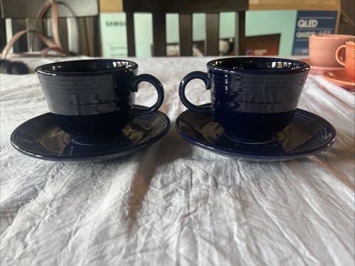 2 Fiesta Kobaltblau Tasse und Untertasse Fiestaware Homer Laughlin Kaffee Tee Set - Bild 3 von 4