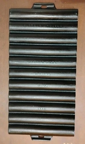Wagner Ware Cast Iron E Bread Stick Pan 1326 Vintage Antique Small Letters