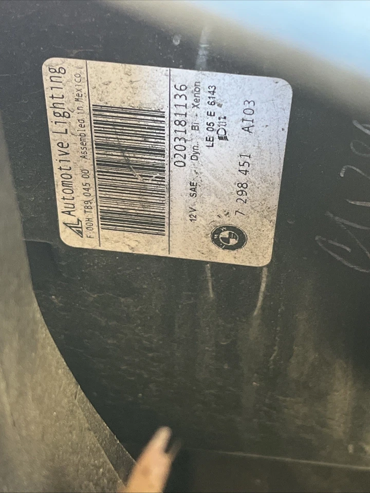 Conjunto de faróis adaptativos de xenônio 2013 BMW X5  - Imagem 4 de 4