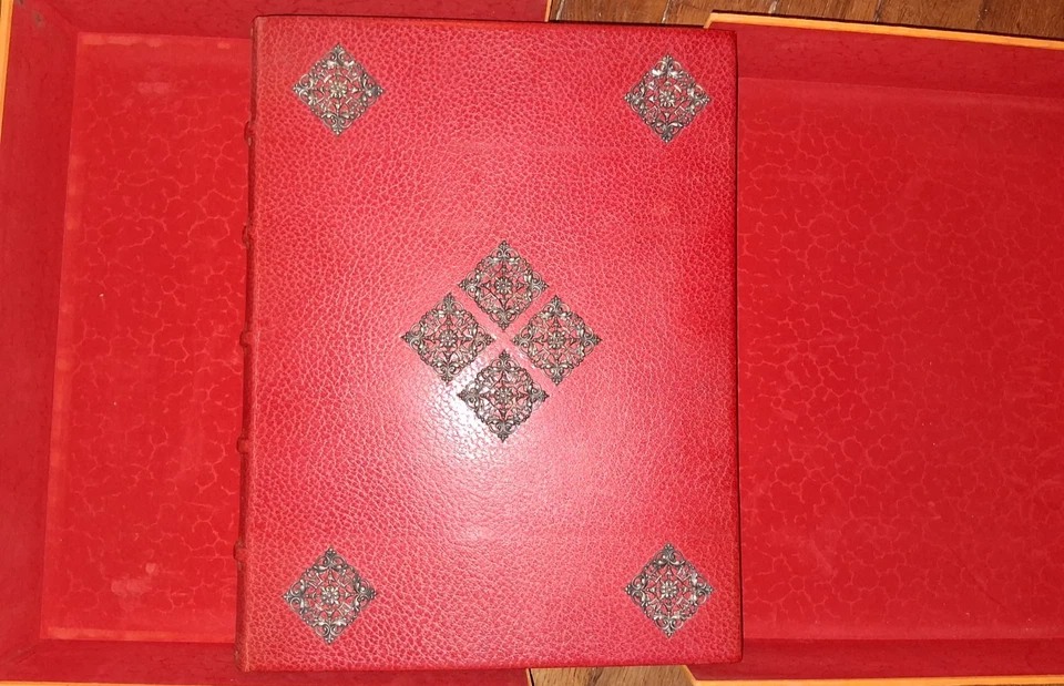 NOSTRADAMUS Les Merveilleuses Centuries & Prophéties - Jean GRADASSI + Suite - Photo 4/4