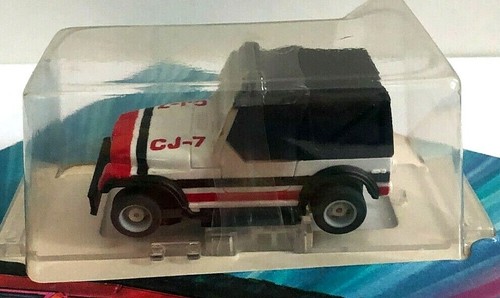 Coche de carreras Tyco CJ-7 ranura Jeep de colección en color blanco muy raro nuevo nuevo de lote antiguo - Imagen 9 de 11