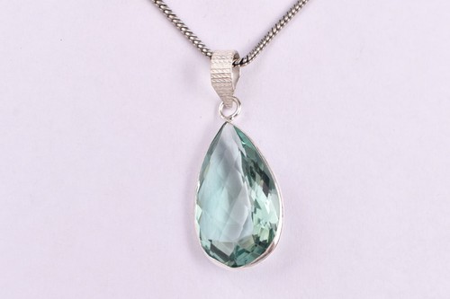 Pendentif Améthyste Verte (créée En Labo) Forme Poire/croix - Argenté, Fait Main En Inde, Neuf
