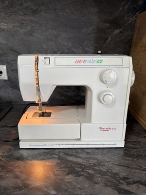 Bernina Bernette 812 Nähmaschine Mit Fußanlaßer Eu Shipping 25 .
