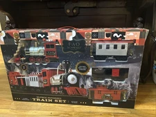 F.A.O. Schwarz 30 Piece Motorized Train Set Christmas w/Box Read Description
