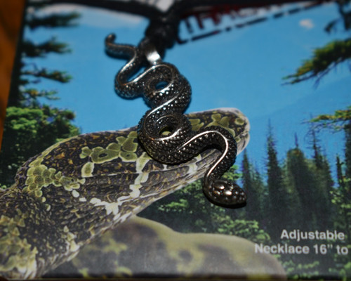 Earth, Sea & Me Pit Viper~ Adjustable Necklace ~ New with Card ~ Free Shipping!