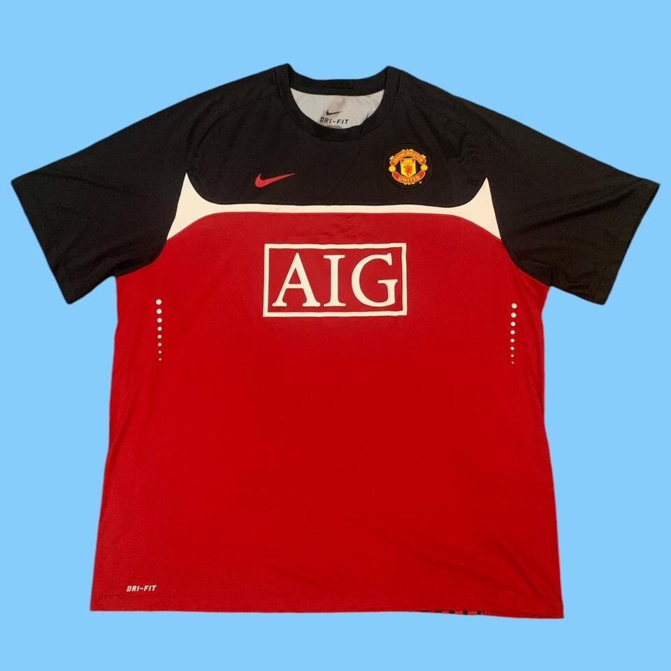 Vintage Nike T90 Manchester United Training Football Shirt Size