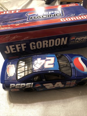 JEFF GORDON #24 Pepsi 1999 Monte Carlo 1:24 Action- Pepsi Racing NASCAR Diecast 