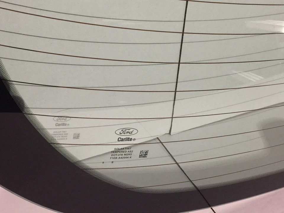 Se adapta a: Ford Focus 2013-2018 4 puertas escotilla/sedán parabrisas delantero sin sensor de lluvia Foto 3 de 4