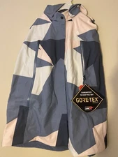 NWT $299 the north face women apex cape,size Xsmall.