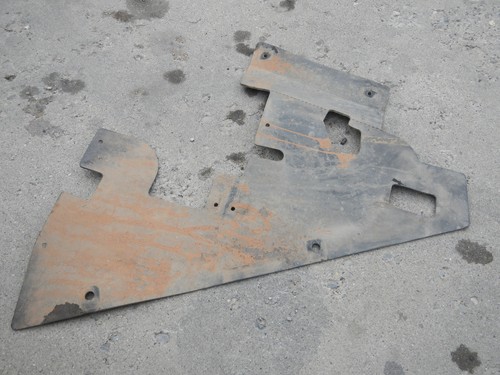 LEFT HAND FRONT INNER SPLASH GUARD 1999 99 ARCTIC CAT 500 4x4 ATV - Picture 6 of 6