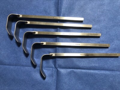 Lot of 5 Aesculap Ref, MB556 Kelly Retractor Blades