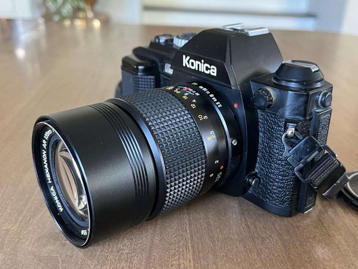 Konica FS-1 ヘキサノン135/3.5付き Konica FS-1 35mm SLR Film Camera w/ Hexanon AR 135mm F 3.5 Lens
