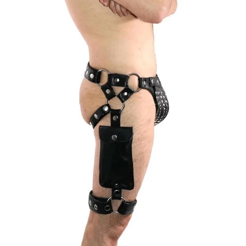 Correa deportiva de cuero genuino negra con tachuelas con funda para patas laterales arnés hecho a mano Foto 2 de 3