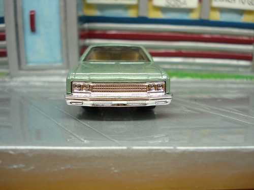 Matchbox '75 Chevy Caprice with great looking Super Custom Redline Conversion - Picture 4 of 11