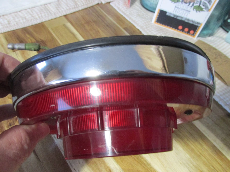 Conjunto de luz trasera original para Ford Fairlane 1956 Foto 4 de 4