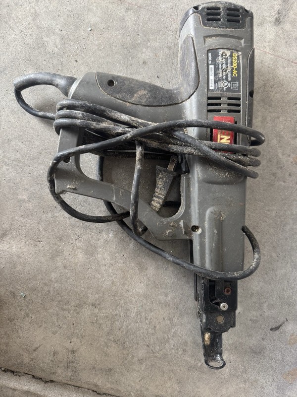 Senco DuraSpin DS200-AC Screw Gun
