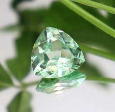 Light Green Sapphire Loose Trillion Gemstone Cut 5.75Ct Natural Flawless Ceylon
