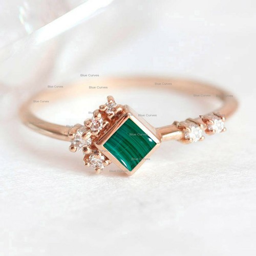 Genuine Malachite Gemstone Ring Diamond Solid 18k Yellow Gold Handmade Jewelry - Picture 2 of 2