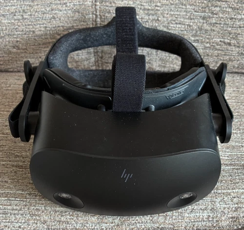 HP Reverb G2 PC Virtual Reality Headset with Controllers, Cables & Original Box