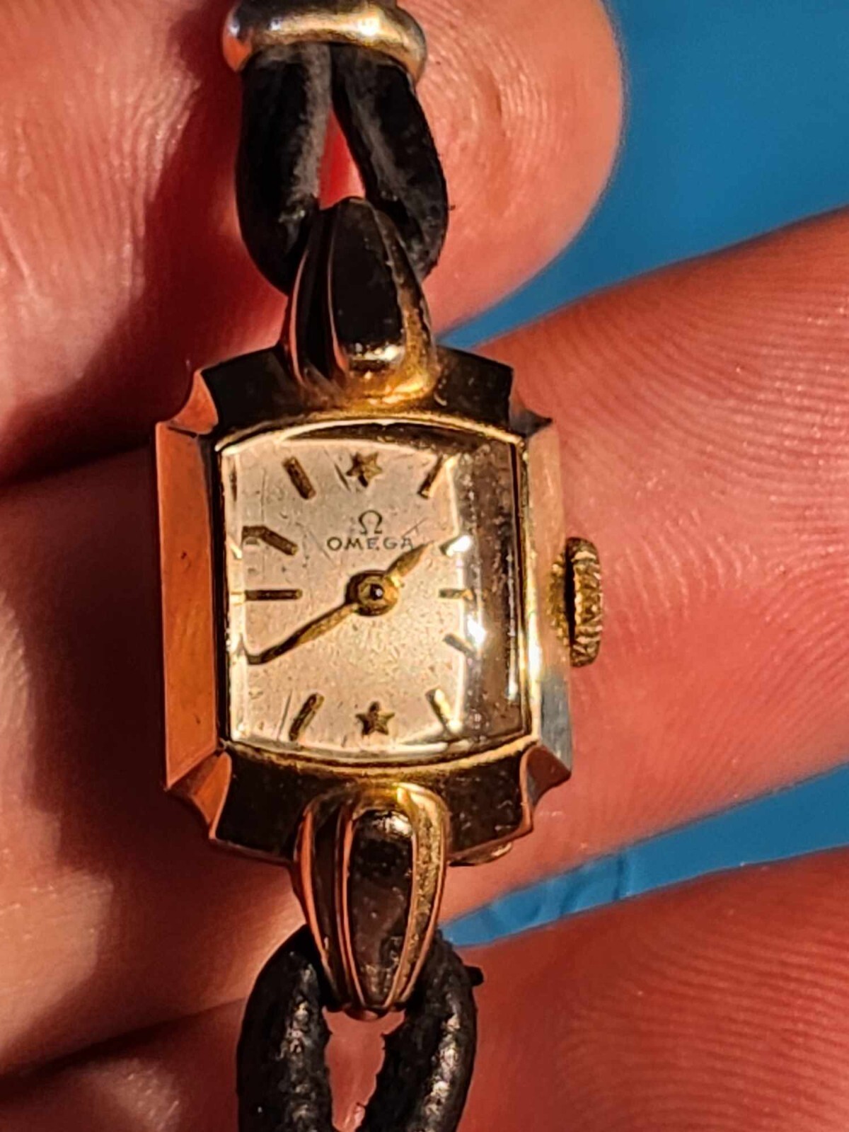 Omega watch Ladies cal.212 Gold plated with Omega Box, Need Service