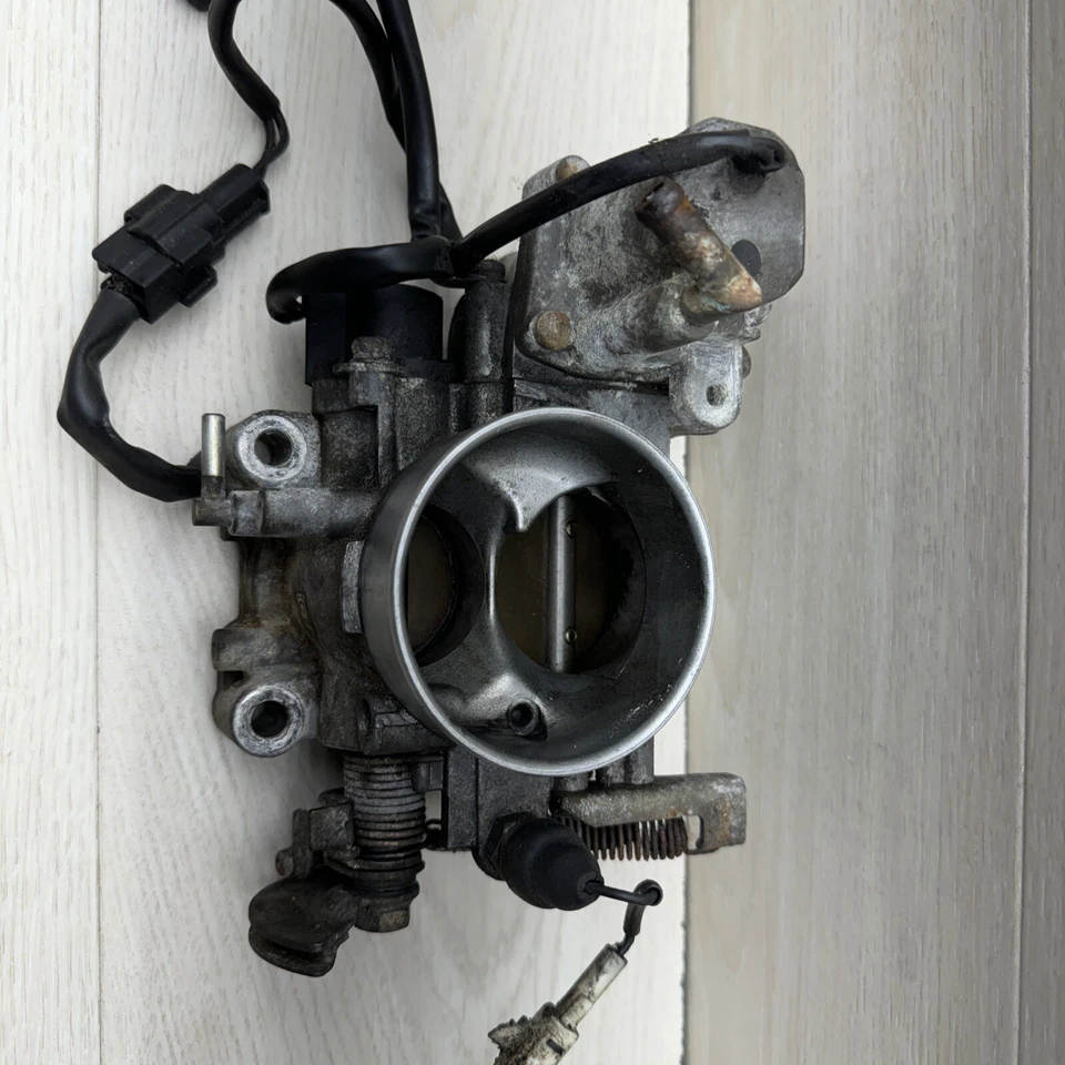 89-93 Mazda B2600 B2600i 2.6L Throttle Body Assembly TPS IAC OEM W/ Warranty - Image 3 of 4