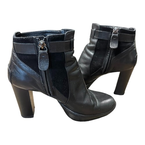 Tod's Womens Leather Suede Ankle Boots Black Buckle Block Heels Solid Shoes 38.5 - Picture 5 of 9