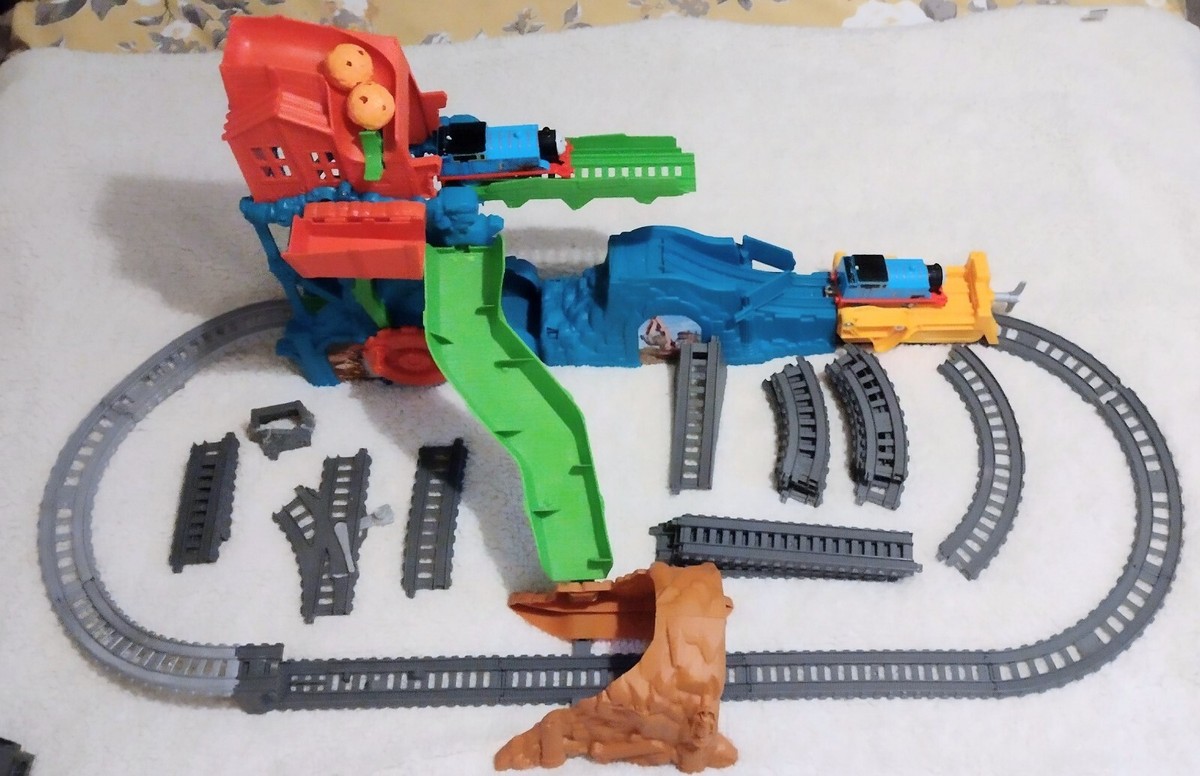 Tank Engine Thomas And Friends Trackmaster Cave Collapse Fisher