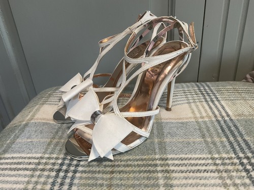 Ted Baker Ivory Satin Bow High Heel Wedding Shoes Size 36 - 第 1/20 張圖片