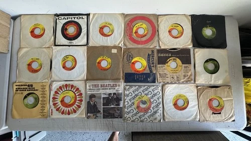 Lot Of  18 The Beatles” 45 Rpm Vinyl Records