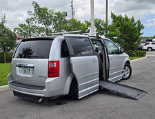 2010 Dodge Grand Caravan 2010 Dodge Caravan SE Braun Wheel Chair Ramp Van