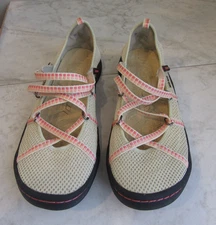 jsport by Jambu Sideline Encore Strappy Ivory Vegan Mary Jane Flat Shoes 8 M