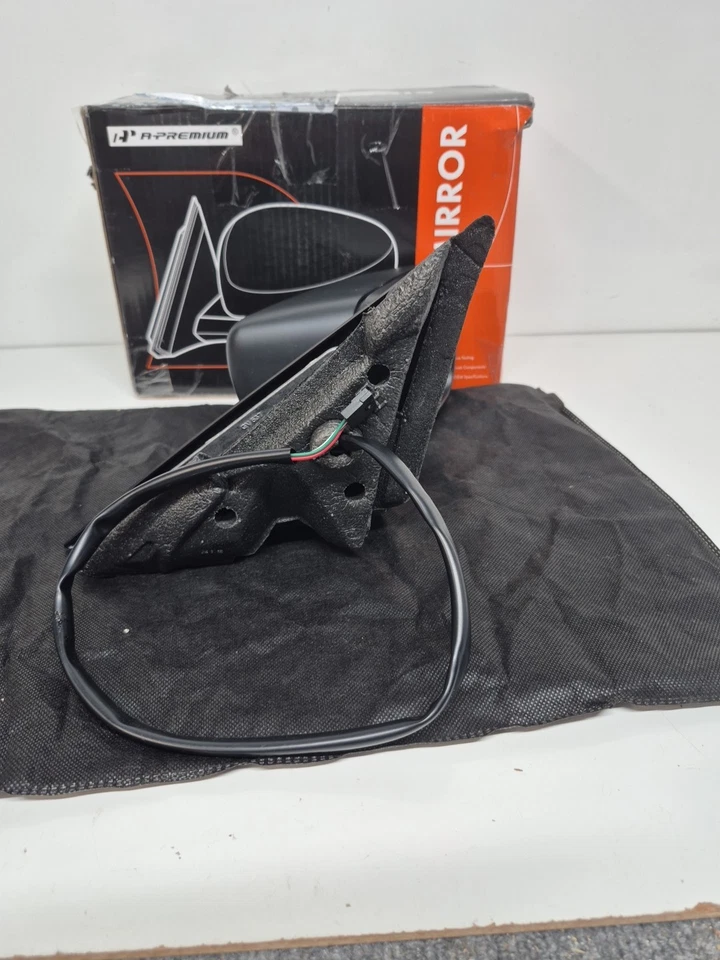 Espejo retrovisor derecho pintable 323i 1999-2000 51 16 8 245 128 BM1321117 Q Foto 3 de 4