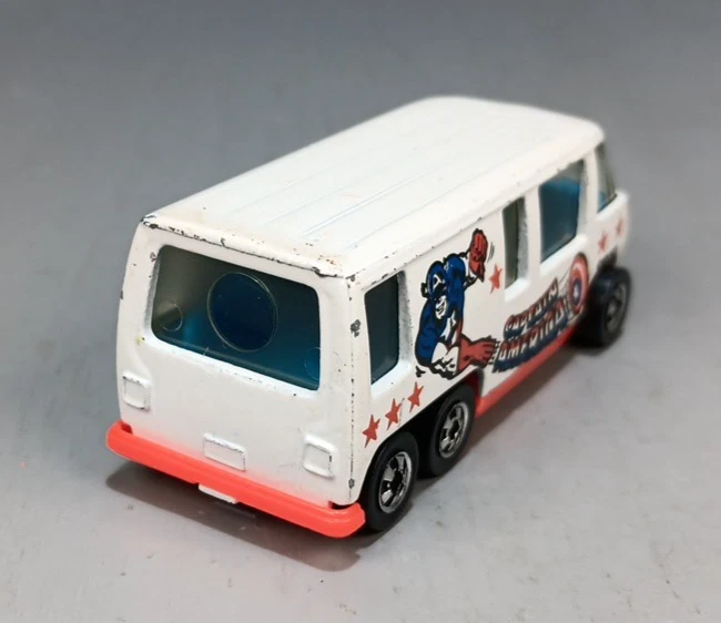 Hot Wheels 1976 Scene Machine Captain America White GMC Motor Home - Image 3 of 4