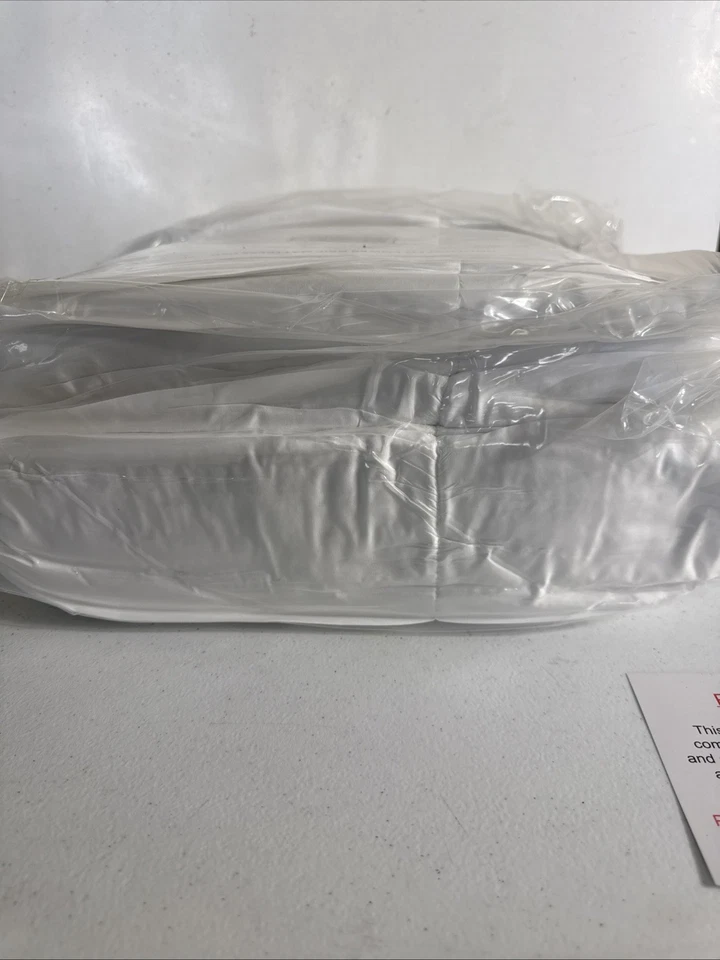 BRAND NEW Concierge Collection One Queen Mattress Topper 60x80 Airtight Compress - Image 4 of 4