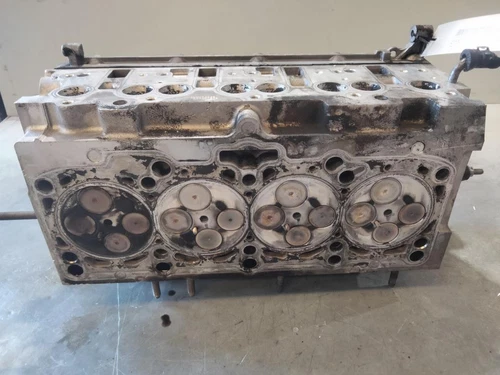 03G103373 Culata para AUDI A4 AVANT (8E) 2.0 TDI 2006 2928753 - Imagen 3 de 6