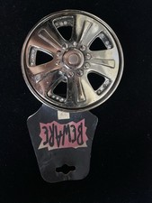 Spinner Rim Y2K Belt Buckle With A Shiny Chro...