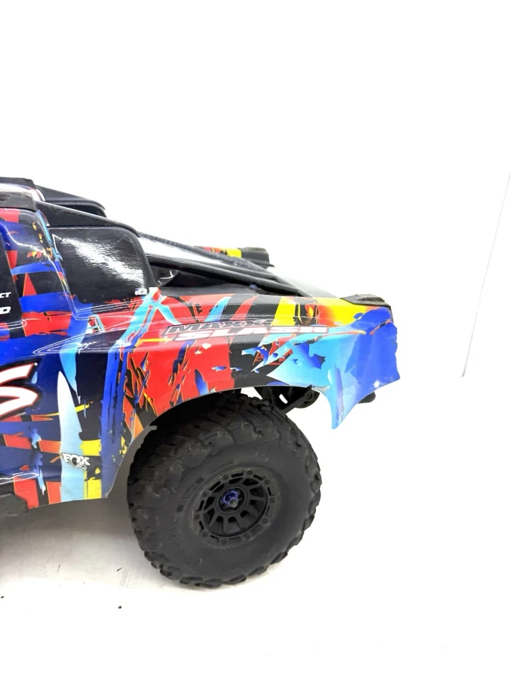 TRAXXAS MAXX SLASH 1/8 4WD BRUSHLESS 6S Short Course Truck Rock N Roll - Image 4 of 4