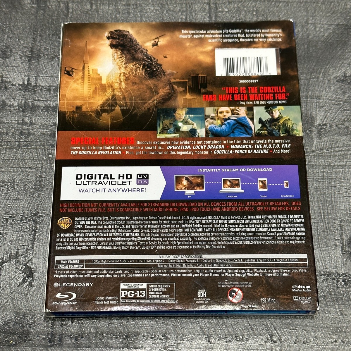 Godzilla (Blu-ray + DVD + Digital HD UltraViolet Combo Pack
