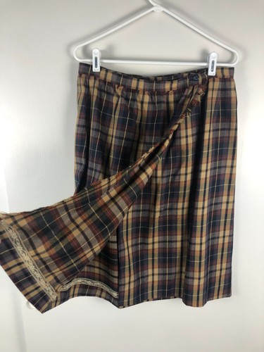 Vintage Women's Academia Schrader Sport 100% Wool Skirt Sz 12 Plaid Wrap Skirt - Picture 2 of 9
