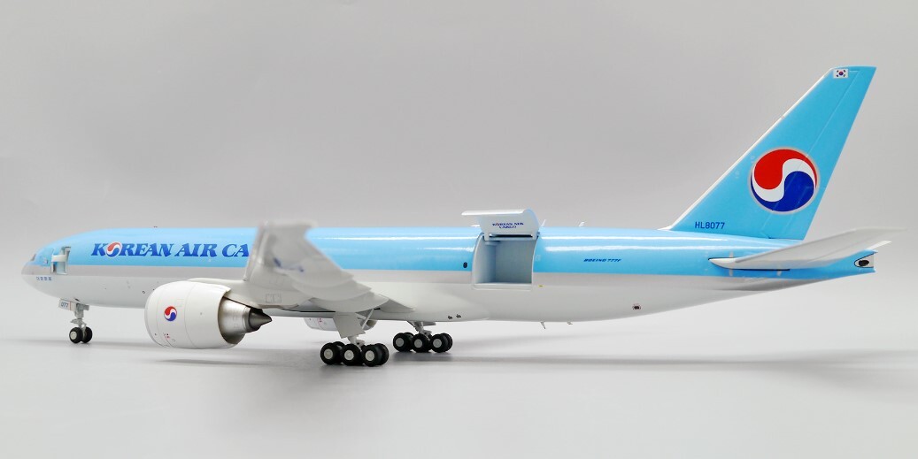 1:200 32CM JC WINGS KOREAN AIR 777-200LRF Aircraft Plane Diecast