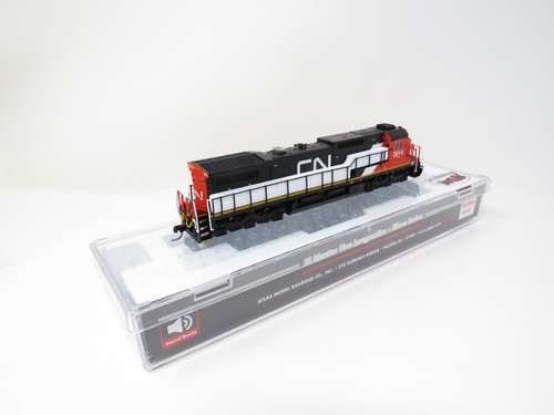 Atlas N 40005649 Canadian National CN Dash 8-40C Diesel Locomotive Ditch Lights - Picture 5 of 8